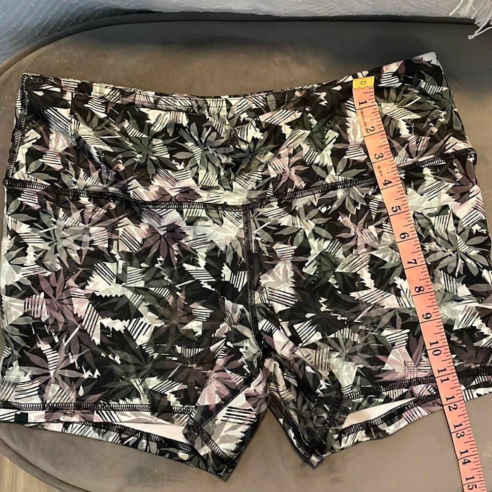 Fleo shorts